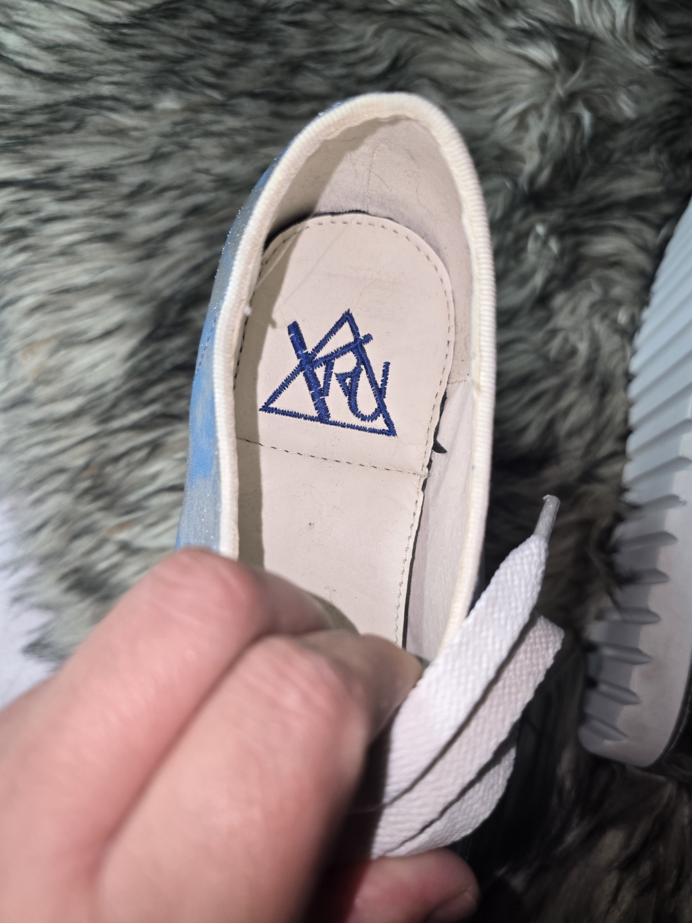 YRU Silver and Blue Cloud Platform Lace-Up Shoes - Picture 7 of 14
